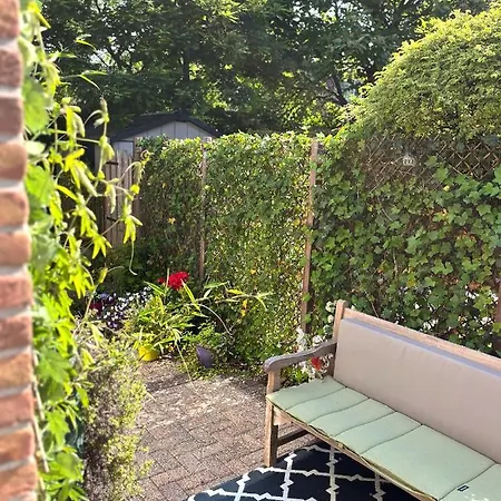 The East Wing * Bloemendaal